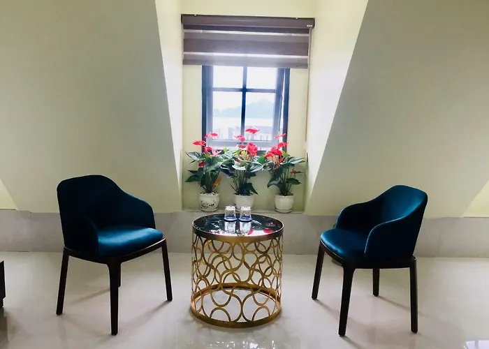 House Hotel Hạ Long