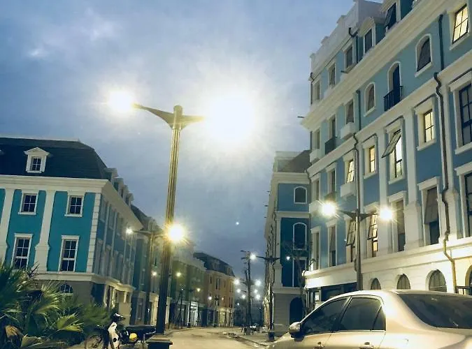 House Hotel